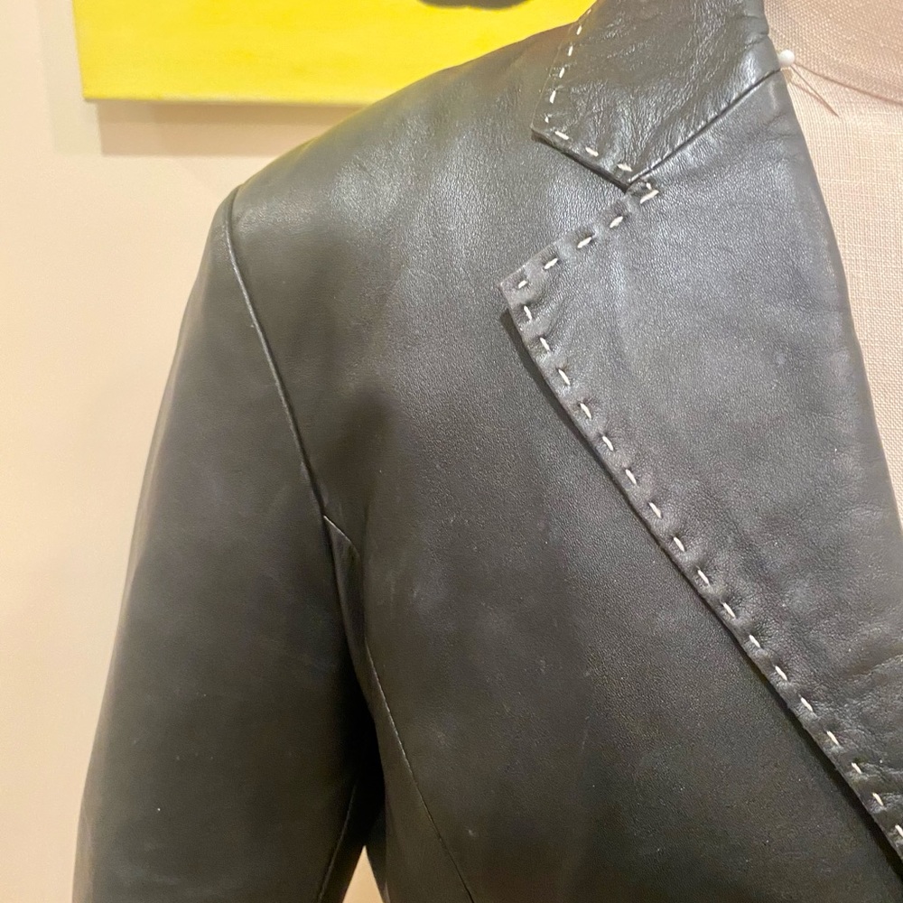 Lamb leather jacket. Size Medium, black. - Picture 4 of 10